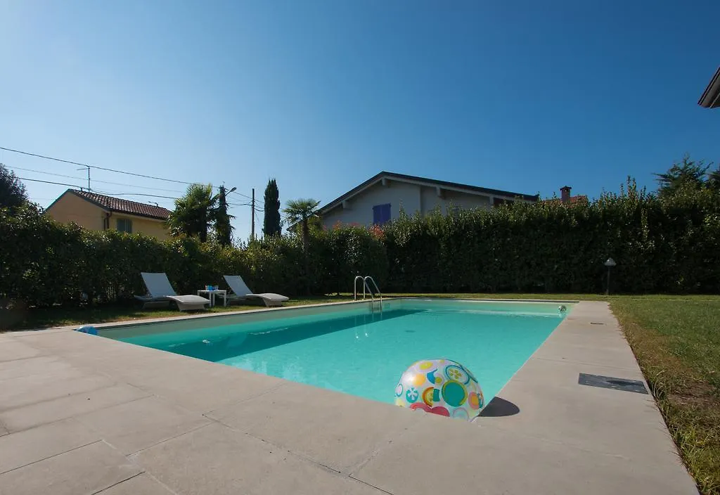 Versilia Sains Souci Villa Marina di Pietrasanta