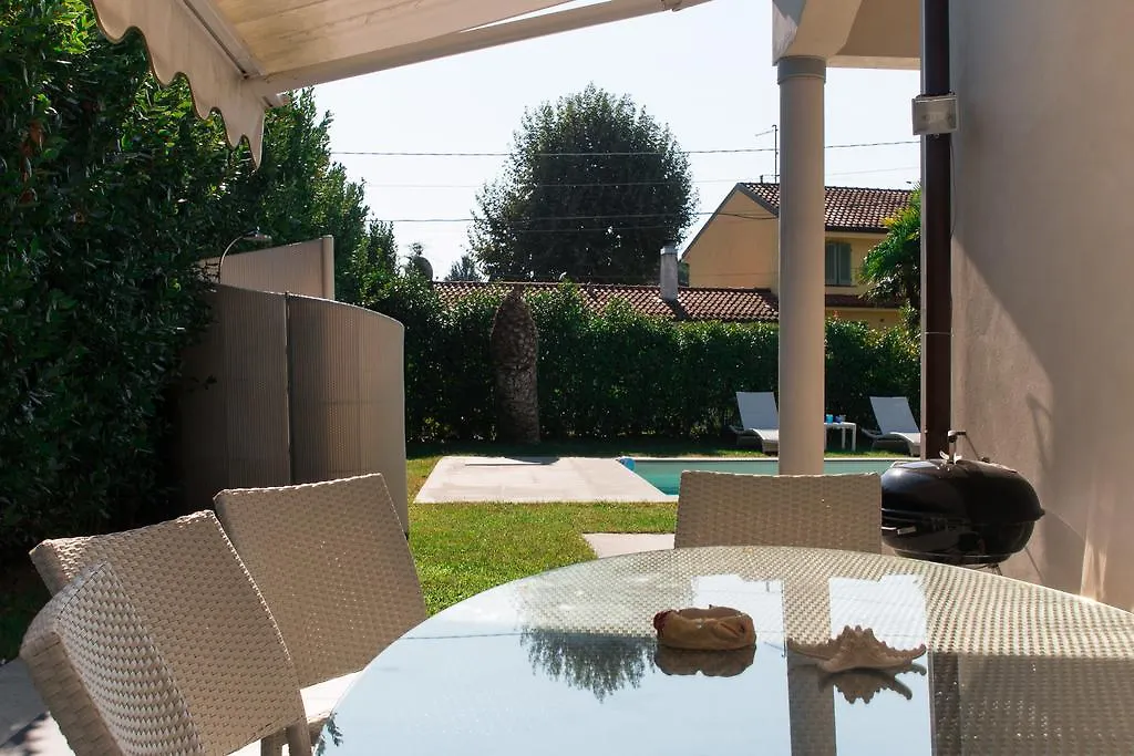 Versilia Sains Souci Villa Marina di Pietrasanta Italy