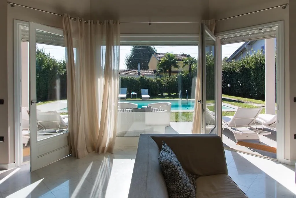 Versilia Sains Souci Villa Marina di Pietrasanta